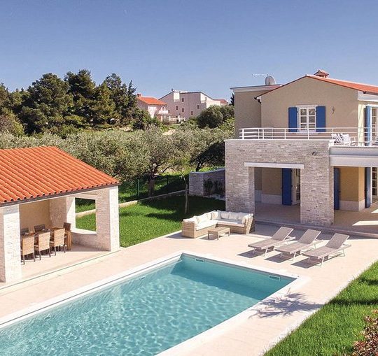 Premantura beautiful house