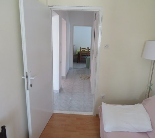 Kuća MEDULIN, BLIZINA HOTELA HOLIDAY IN,TERASE, MALA OKUĆNICA