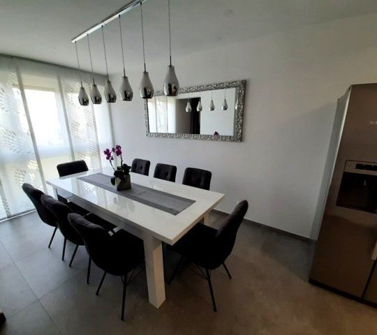 Apartment in the center of Pula – A completely renovated gem with a balcony!