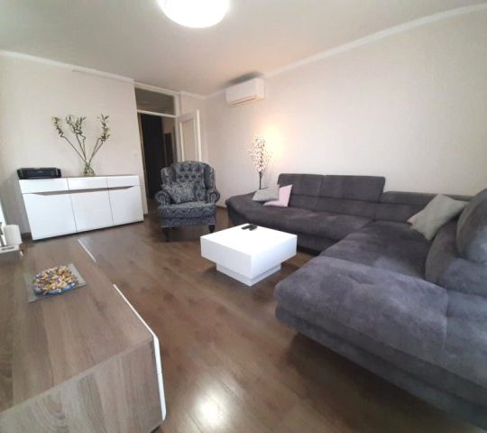 Apartment in the center of Pula – A completely renovated gem with a balcony!