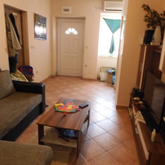 Дом ПРЕМАНТУРА, ЦЕНТР, ДОМ С 4 КВАРТИРАМИ С ДВОРОМ И ГАРАЖОМ