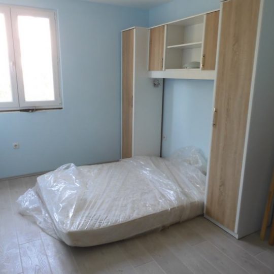 Дом ПРЕМАНТУРА, ЦЕНТР, ДОМ С 4 КВАРТИРАМИ С ДВОРОМ И ГАРАЖОМ