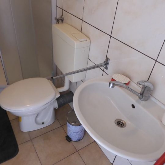 Дом ПРЕМАНТУРА, ЦЕНТР, ДОМ С 4 КВАРТИРАМИ С ДВОРОМ И ГАРАЖОМ