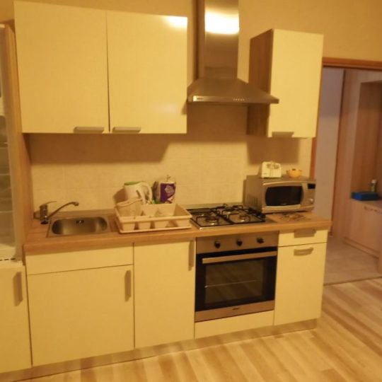 Дом ПРЕМАНТУРА, ЦЕНТР, ДОМ С 4 КВАРТИРАМИ С ДВОРОМ И ГАРАЖОМ