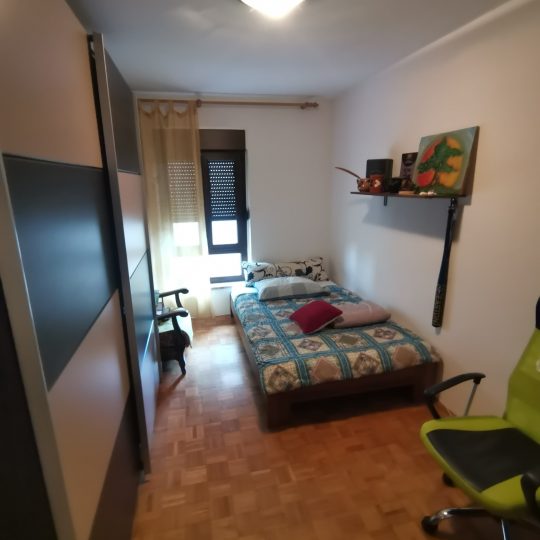 Квартира в привлекательном месте Пулы – рядом с пляжем и всеми удобствами!