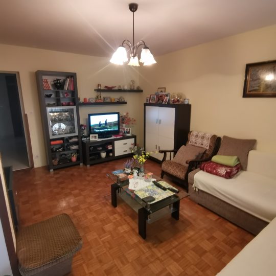 Квартира в привлекательном месте Пулы – рядом с пляжем и всеми удобствами!