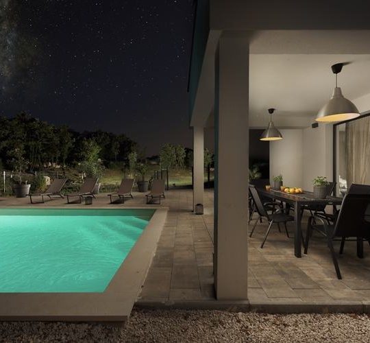 ДИВШИНСКАЯ ВИЛЛА С САДОМ 2000М2, БАССЕЙНОМ