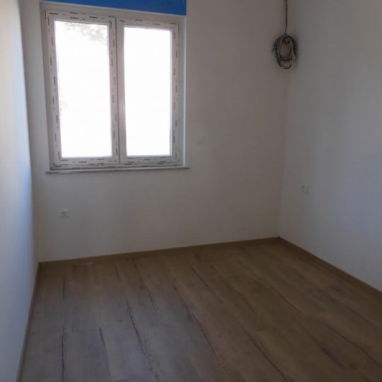 КВАРТИРА ПРЕМАНТУРА, ПЕРВЫЙ ЭТАЖ С ТЕРРАСЫ, БАССЕЙН ДЛЯ ИСПОЛЬЗОВАНИЯ