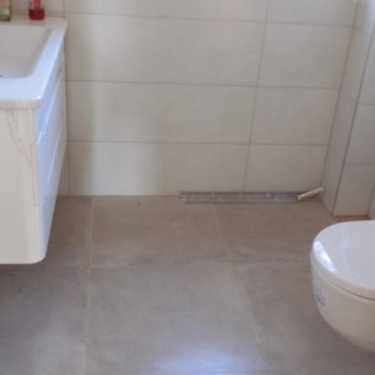 КВАРТИРА ПРЕМАНТУРА, ПЕРВЫЙ ЭТАЖ С ТЕРРАСЫ, БАССЕЙН ДЛЯ ИСПОЛЬЗОВАНИЯ