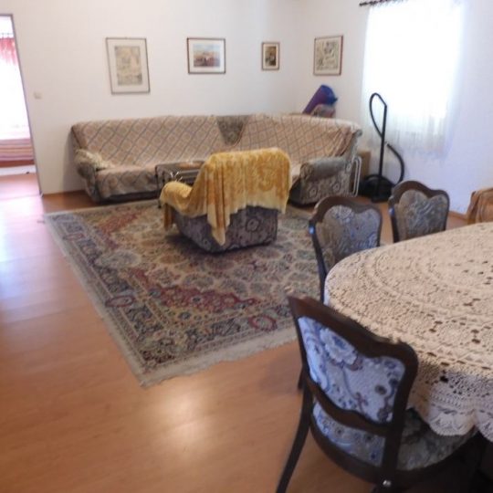 ПРЕМАНТУРА КВАРТИРА, ЦЕНТР, БОЛЬШАЯ ГОСТИНАЯ