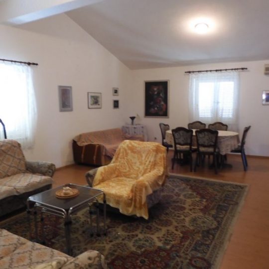 ПРЕМАНТУРА КВАРТИРА, ЦЕНТР, БОЛЬШАЯ ГОСТИНАЯ