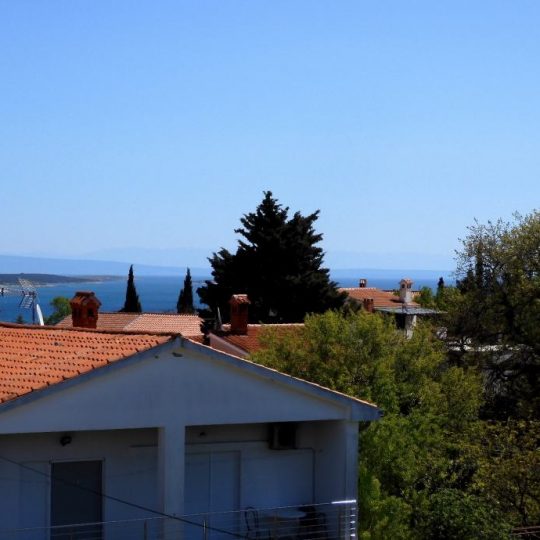 Kuća PREMANTURA, U MIRNOJ ULICI, ČETIRI STANA ,POGLED NA MORE