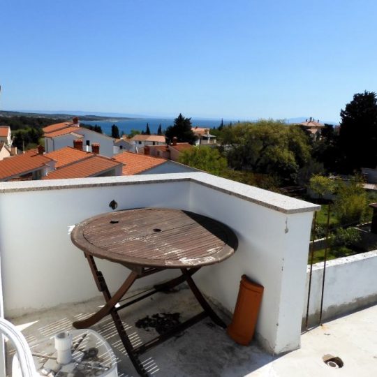 Kuća PREMANTURA, U MIRNOJ ULICI, ČETIRI STANA ,POGLED NA MORE