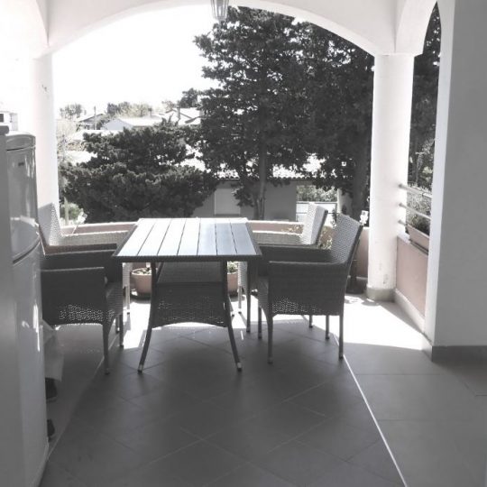 Kuća PREMANTURA, U MIRNOJ ULICI, ČETIRI STANA ,POGLED NA MORE