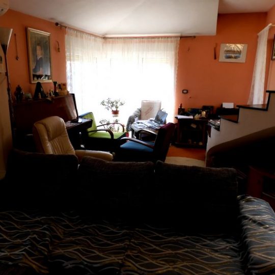 Kuća PREMANTURA, U MIRNOJ ULICI, ČETIRI STANA ,POGLED NA MORE