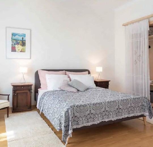 Квартира ПУЛА, УЛИЦА СЕРГИЕВАЦ квартира 50м2 и квартира 80м2