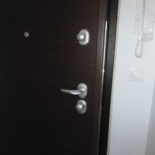 КВАРТИРА ШТИНЯН, НОВОЕ ДОМ, ПЕРВЫЙ ЭТАЖ, ДВА ПАРКОВКИ