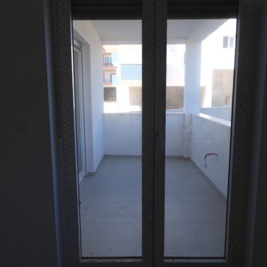 КВАРТИРА ШТИНЯН, НОВОЕ ДОМ, ПЕРВЫЙ ЭТАЖ, ДВА ПАРКОВКИ