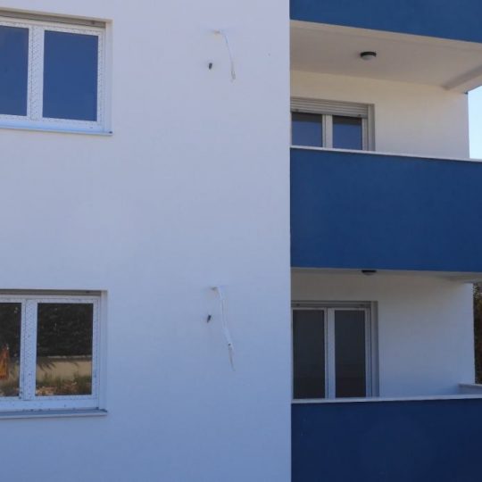 КВАРТИРА ШТИНЯН, НОВОЕ ДОМ, ПЕРВЫЙ ЭТАЖ, ДВА ПАРКОВКИ