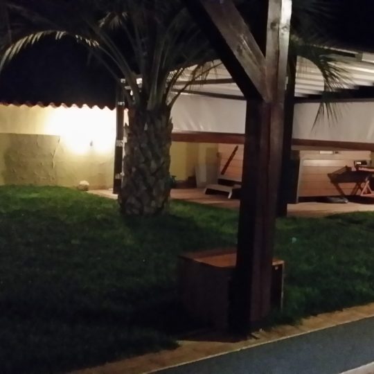 Квартира PJEŠČANA UVALA, ПЕРВЫЙ ЭТАЖ, КОМФОРТНЫЙ, 200M2 САД ЗАРЕГИСТРИРОВАН