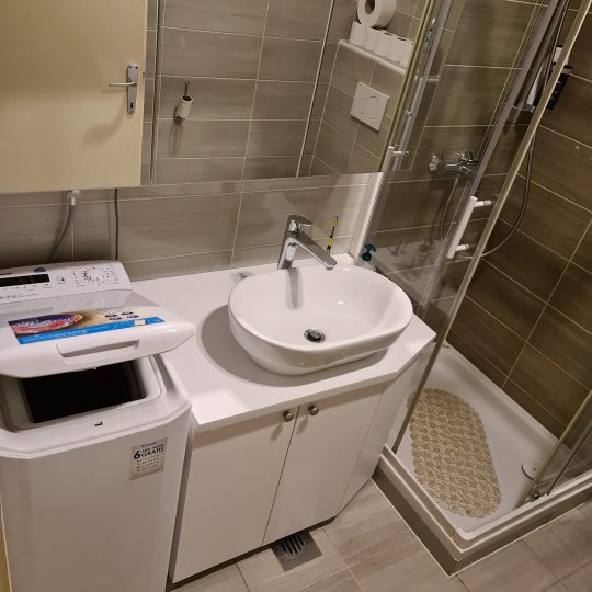 Квартира PJEŠČANA UVALA, ПЕРВЫЙ ЭТАЖ, КОМФОРТНЫЙ, 200M2 САД ЗАРЕГИСТРИРОВАН