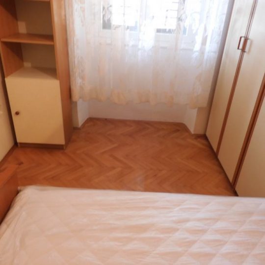 Stan PULA, CENTAR, ADAPTIRAN, PODIJELJEN U DVIJE CJELINE