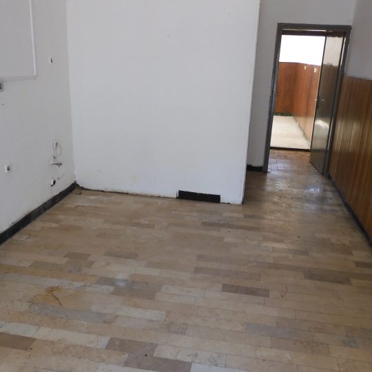 Pula, Geschäftsraum auf Stoja (2 Einheiten und 2 Toiletten)
