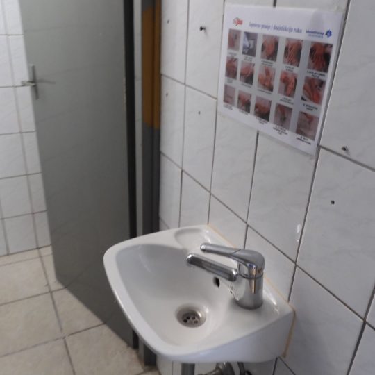 Pula, Geschäftsraum auf Stoja (2 Einheiten und 2 Toiletten)