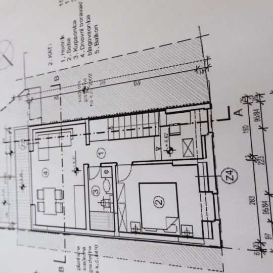 Дом ПУЛА, ЦЕНТР, ДОМ С ТРЕМЯ КВАРТИРАМИ В СТРОИТЕЛЬСТВЕ