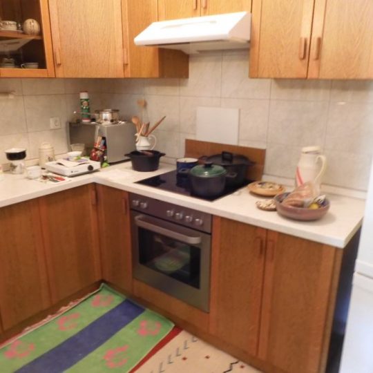 КВАРТИРА PEROJ, КВАРТИРА С КРАСИВЫЙ ТЕРРАСОМ, ВИД НА ЗЕЛЕНЫЙ, СРАЗУ ДОСТУПНА