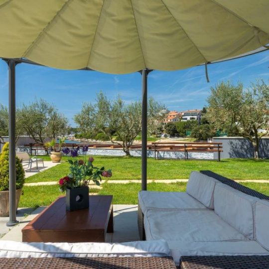 ПУЛА, ИСТРИЯ, ДОМ, ВИЛЛА С БАССЕЙНОМ, ВИД НА МОРЕ