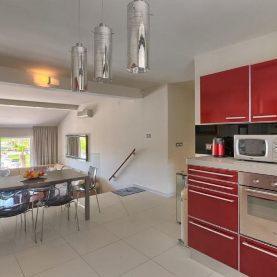 ПУЛА, ИСТРИЯ, ДОМ, ВИЛЛА С БАССЕЙНОМ, ВИД НА МОРЕ