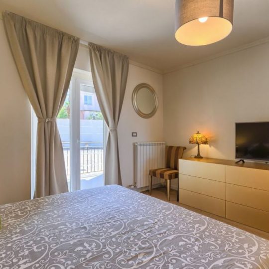 ПУЛА, ИСТРИЯ, ДОМ, ВИЛЛА С БАССЕЙНОМ, ВИД НА МОРЕ