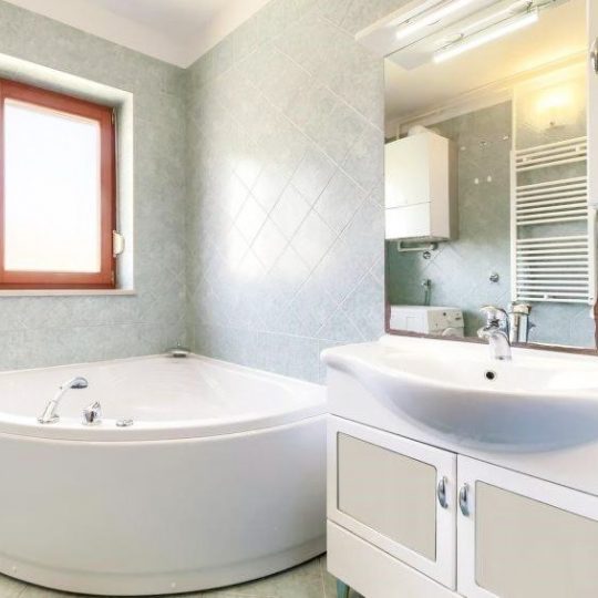 КВАРТИРА ПРЕМАНТУРА, ТЕРРАСА, САРАЙ, БОЛЬШАЯ ТЕРРАСА ВИД НА МОРЕ