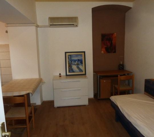 Квартира PULA CENTER, КВАРТИРА 140м2 С САДОМ В ЦЕНТРЕ, РЯДОМ УЛИЦЫ КРМПОТИНЕВА