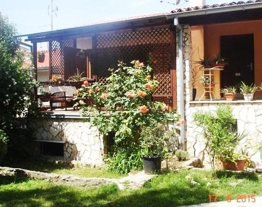 Квартира PULA CENTER, КВАРТИРА 140м2 С САДОМ В ЦЕНТРЕ, РЯДОМ УЛИЦЫ КРМПОТИНЕВА