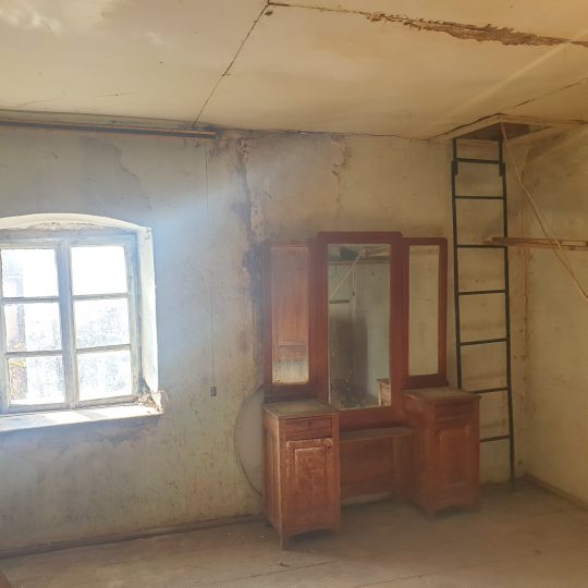 Дом 70м2 с двором, Юршичи