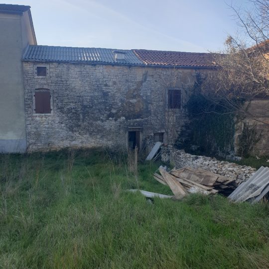 Дом 70м2 с двором, Юршичи