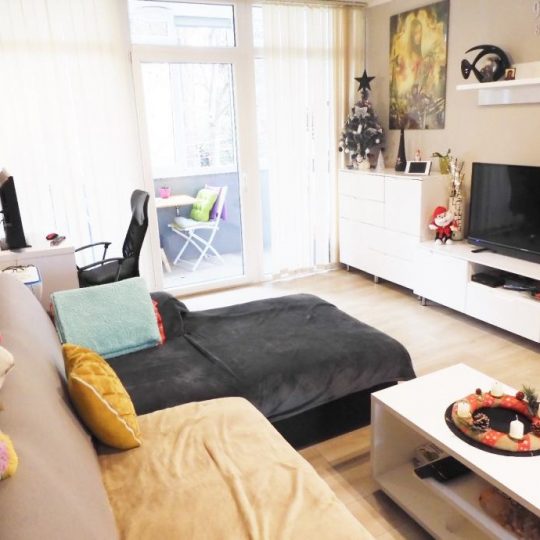 КВАРТИРА PULA, КРАСИВАЯ, ОТРЕМОНТИРОВАННЫЙ, РЯДОМ ПАРКА МОНТЕ-ЗАРО, ТРИ СПАЛЬНИ