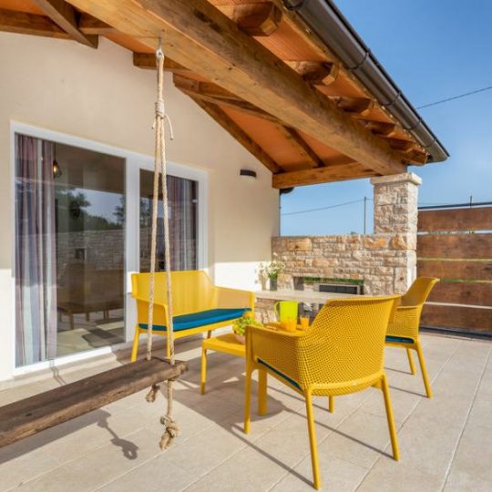 Дом ЖМИНЬ, КЛИМНИ, ДОМ 60м2, ДОМ 50м2, ДОМ 300м2, ДВА БАССЕЙНА