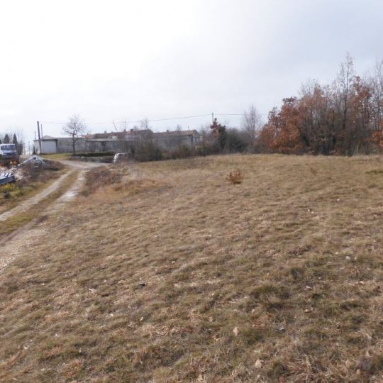 ŽMINJ ŠOŠTARI, УРБАНИЗИРОВАННОЕ СТРОИТЕЛЬСТВО 1500m2, 5500m2 НЕТУРБАНИЗИРОВАННОЕ