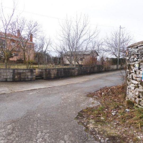 ŽMINJ ŠOŠTARI, УРБАНИЗИРОВАННОЕ СТРОИТЕЛЬСТВО 1500m2, 5500m2 НЕТУРБАНИЗИРОВАННОЕ