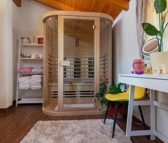 дом СВЕТВИНЧЕНАТ, КРАСИВЫЙ, УДОБНЫЙ КАМЕННЫЙ ДОМ, САД 2000M2, ОЛИВКИ