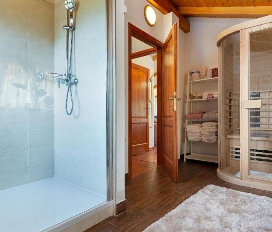 дом СВЕТВИНЧЕНАТ, КРАСИВЫЙ, УДОБНЫЙ КАМЕННЫЙ ДОМ, САД 2000M2, ОЛИВКИ