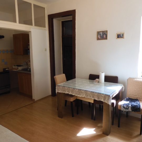 ПУЛА, КВАРТИРА В 3 МИНУТАХ ДО АРЕНЫ ПЕШКОМ, ПЕРВЫЙ ЭТАЖ