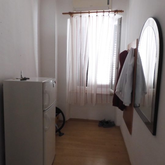 ПУЛА, КВАРТИРА В 3 МИНУТАХ ДО АРЕНЫ ПЕШКОМ, ПЕРВЫЙ ЭТАЖ