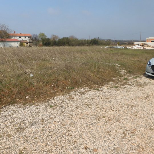 Участок под застройку ШИКИЧИ В НАПРАВЛЕНИИ ЯДРЕШКИ, ПОДЪЕЗД, ВОДА 500м