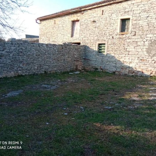 Гализана, дом под ремонт, большой участок