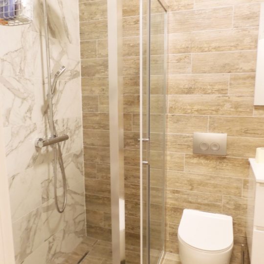 Stan VERUDA, ADAPTIRANO LIJEPO, VRT S PALMAMA150M2, DVA PARKINGA