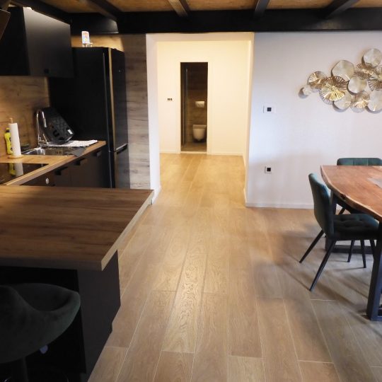 Stan VERUDA, ADAPTIRANO LIJEPO, VRT S PALMAMA150M2, DVA PARKINGA